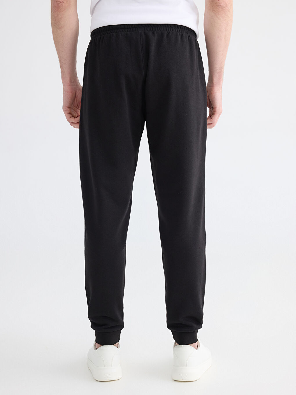 Siyah Standart Kalıp Erkek Kalın Jogger Eşofman Altı-3
