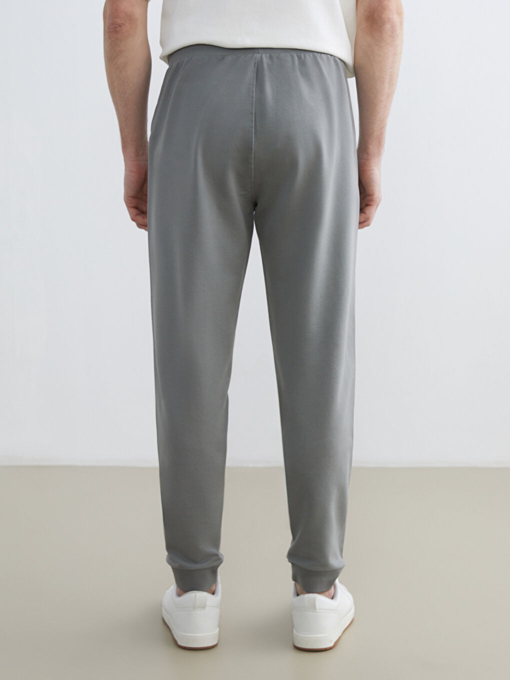 Standard Fit Men's Jogger Sweatpants-3