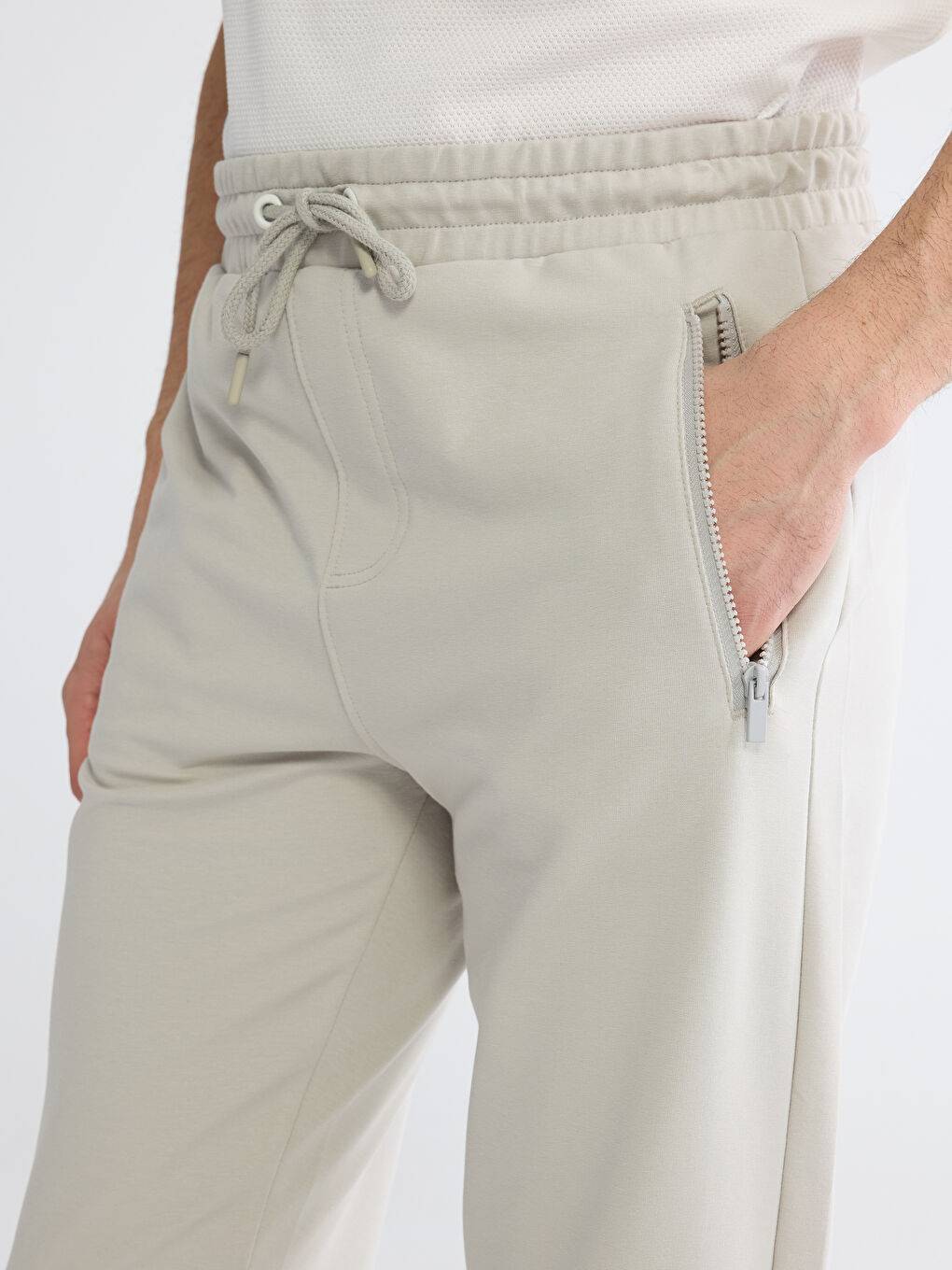 Bej Standart Kalıp Erkek Jogger Eşofman Altı-2