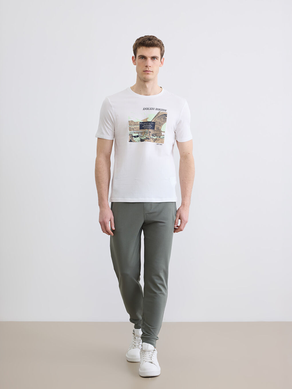 Standard Fit Men's Jogger Sweatpants