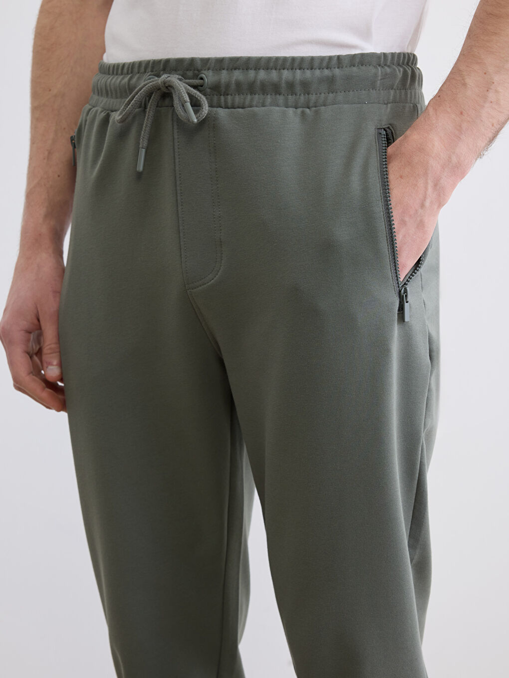 Standard Fit Men's Jogger Sweatpants-2