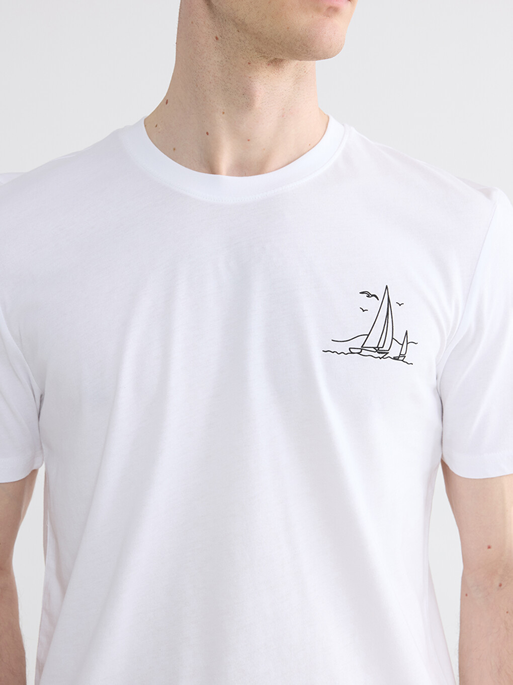T-shirt En Jersey Imprimé À Col Rond Pour Hommes-4
