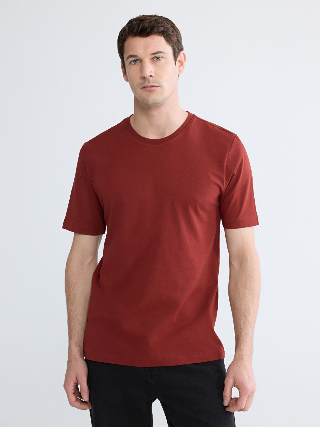 تيشيرت بني رجل