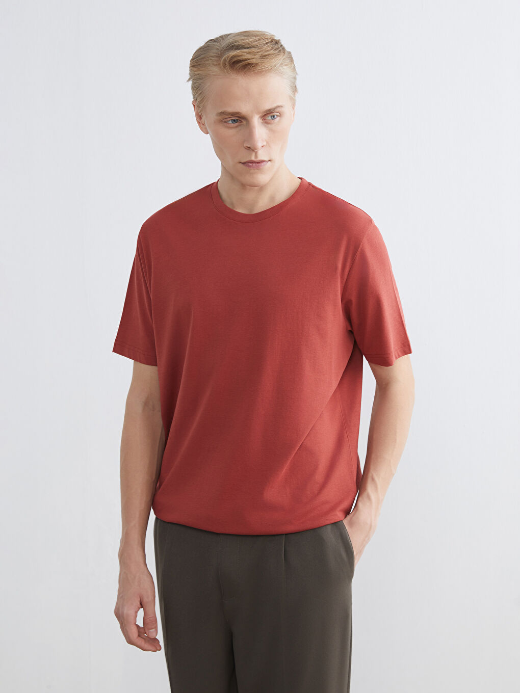 Мужчины Оранжевый Футболка