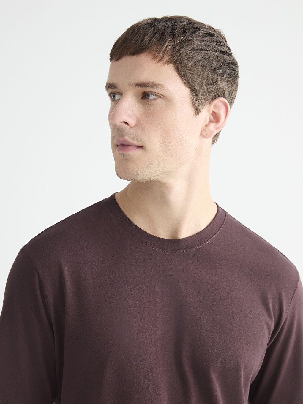 Kahverengi Bisiklet Yaka Erkek Penye Tişört