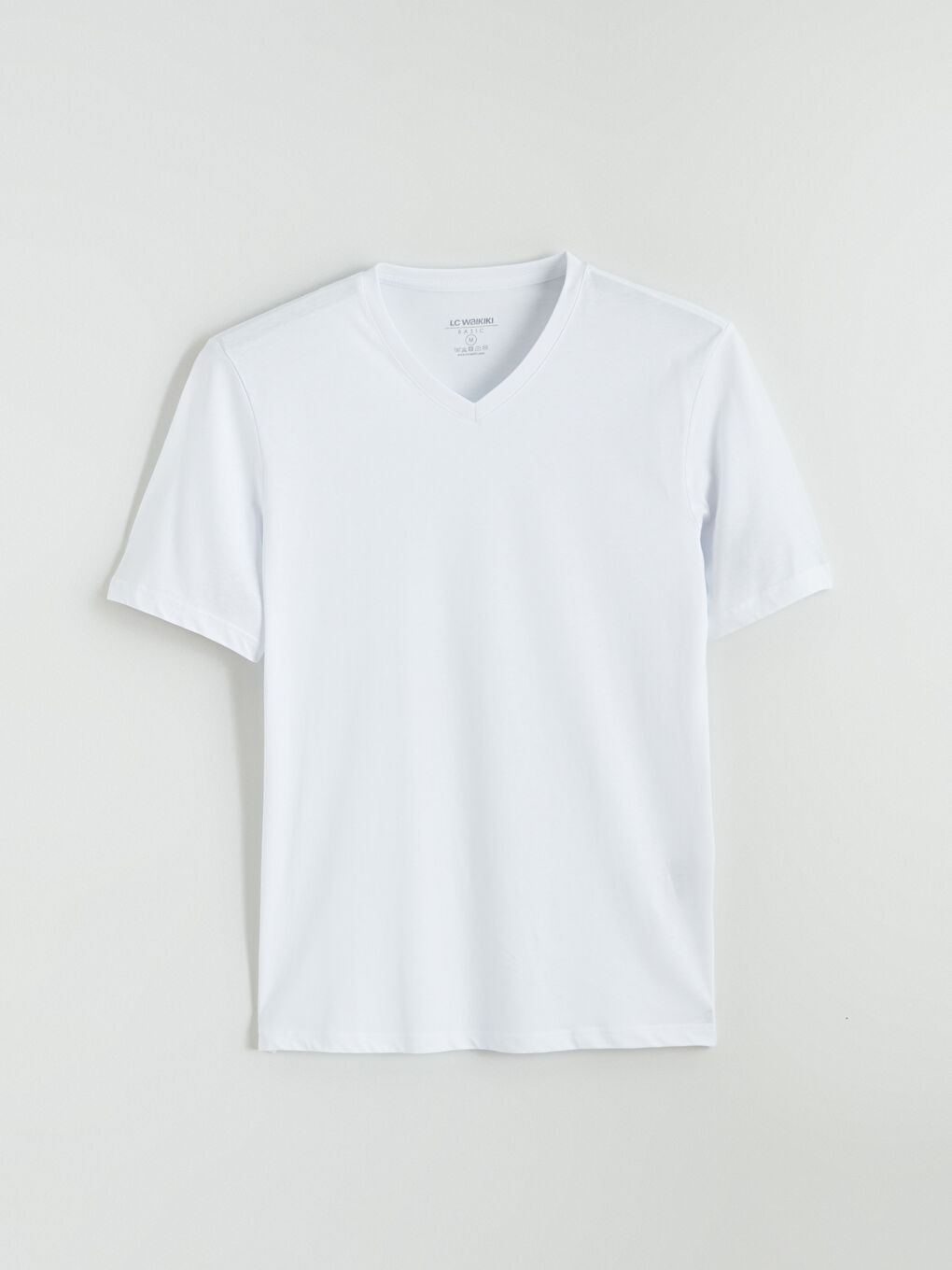 Beyaz V Yaka Kısa Kollu Penye Erkek Tişört-4