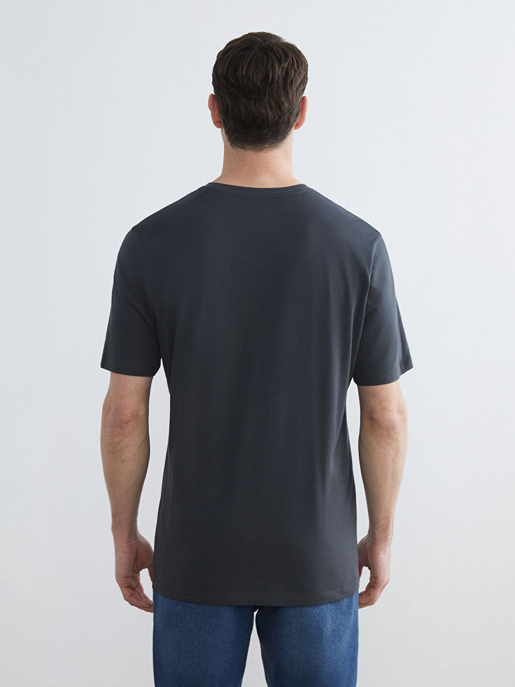 Antrasit V Yaka Kısa Kollu Penye Erkek Tişört-3