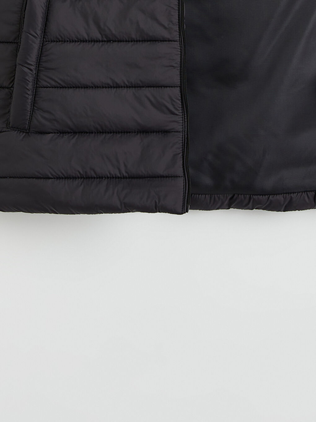  Yelek	Standard Fit Funnel Neck Men's Puffer Gilet-12