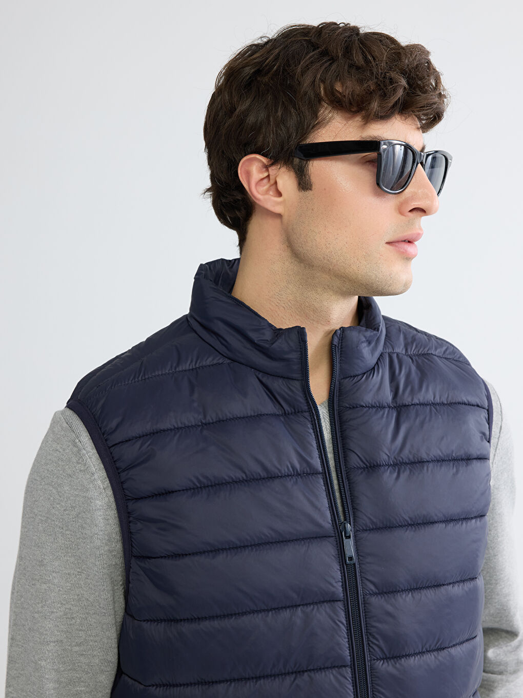 Lacivert Standart Kalıp Dik Yaka Erkek Şişme Yelek-4