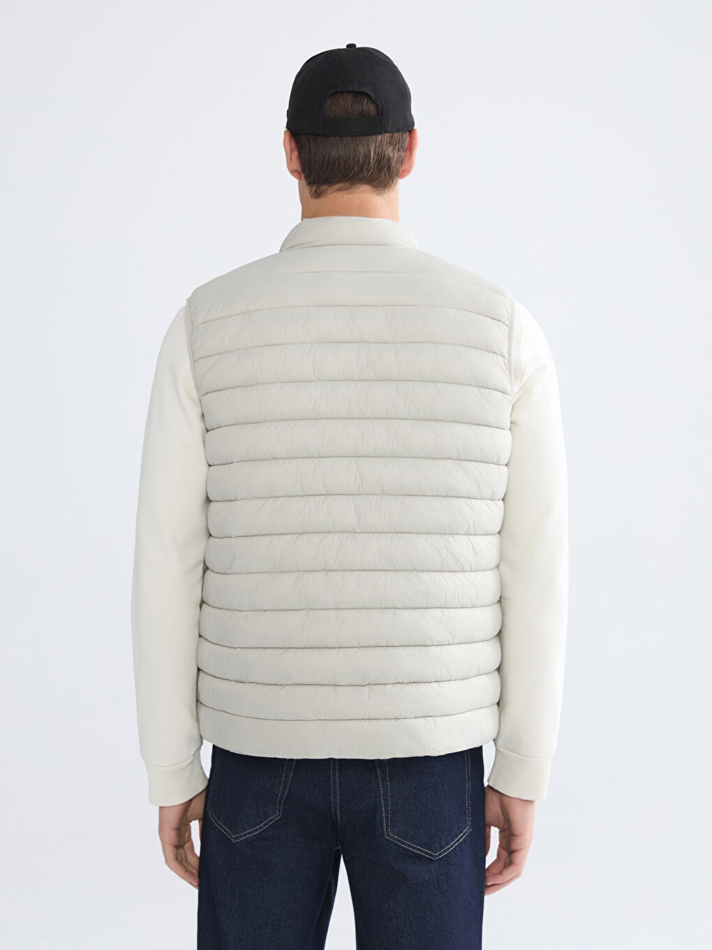 Standard-Fit High-Neck Puffer Vest-4