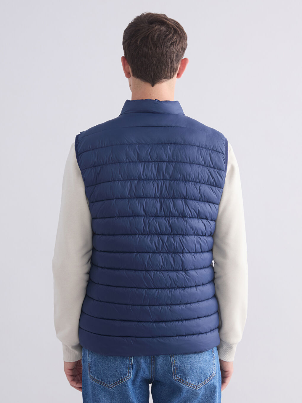 Standard-Fit High-Neck Puffer Vest-4