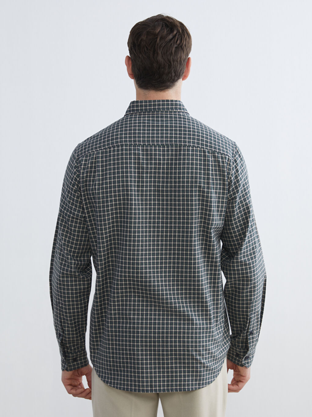 რეგულარული მორგება გრძელმკლავიანი პლედის გაბარდინის მამაკაცის პერანგი-3