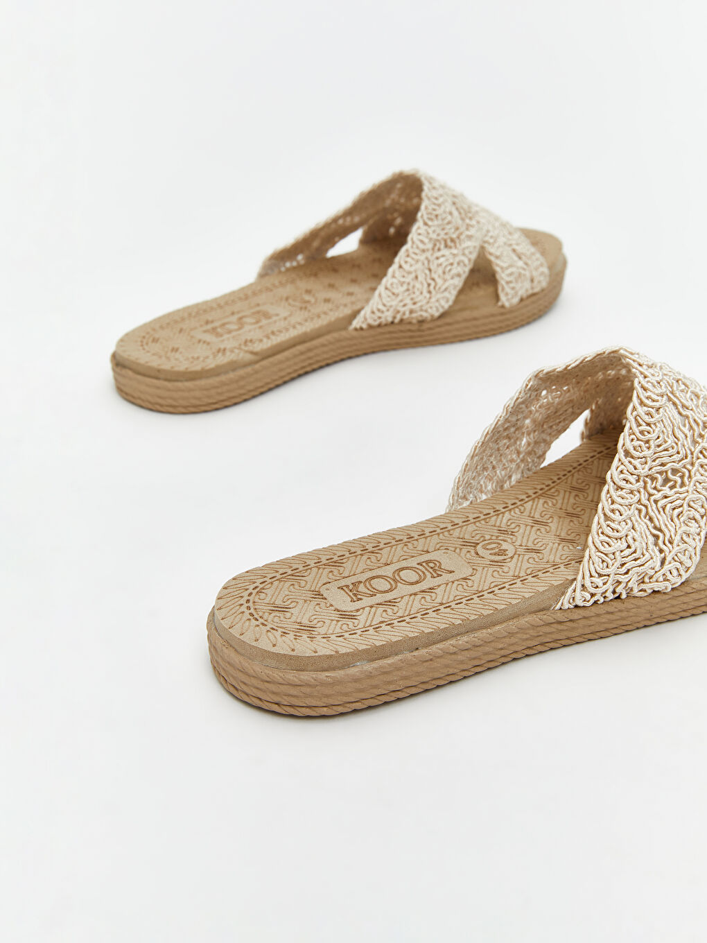 Bej Tek Bantlı Kadın Terlik-4