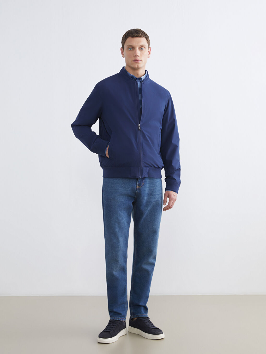 Standart Kalıp Kolej Yaka Erkek Mont-1