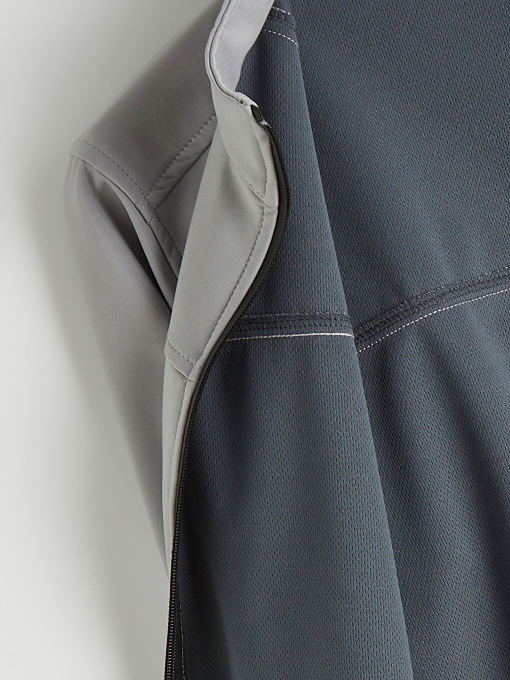 Gri Standart Kalıp Dik Yaka Erkek Mont-5