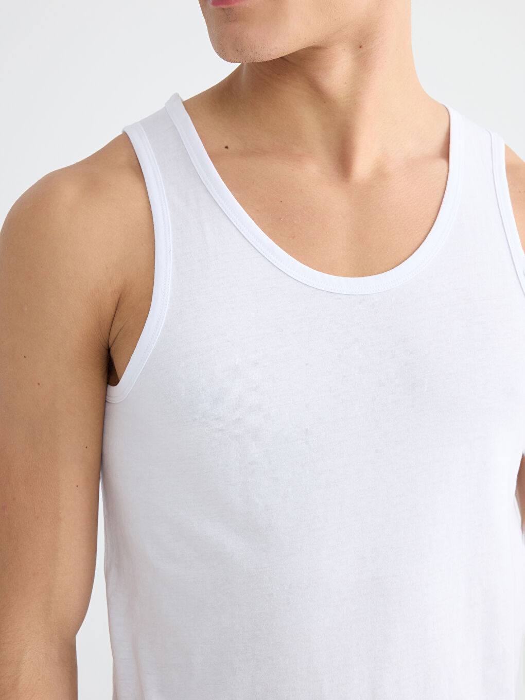 Men's U-Neck Cotton Undershirt 2-Pack-4