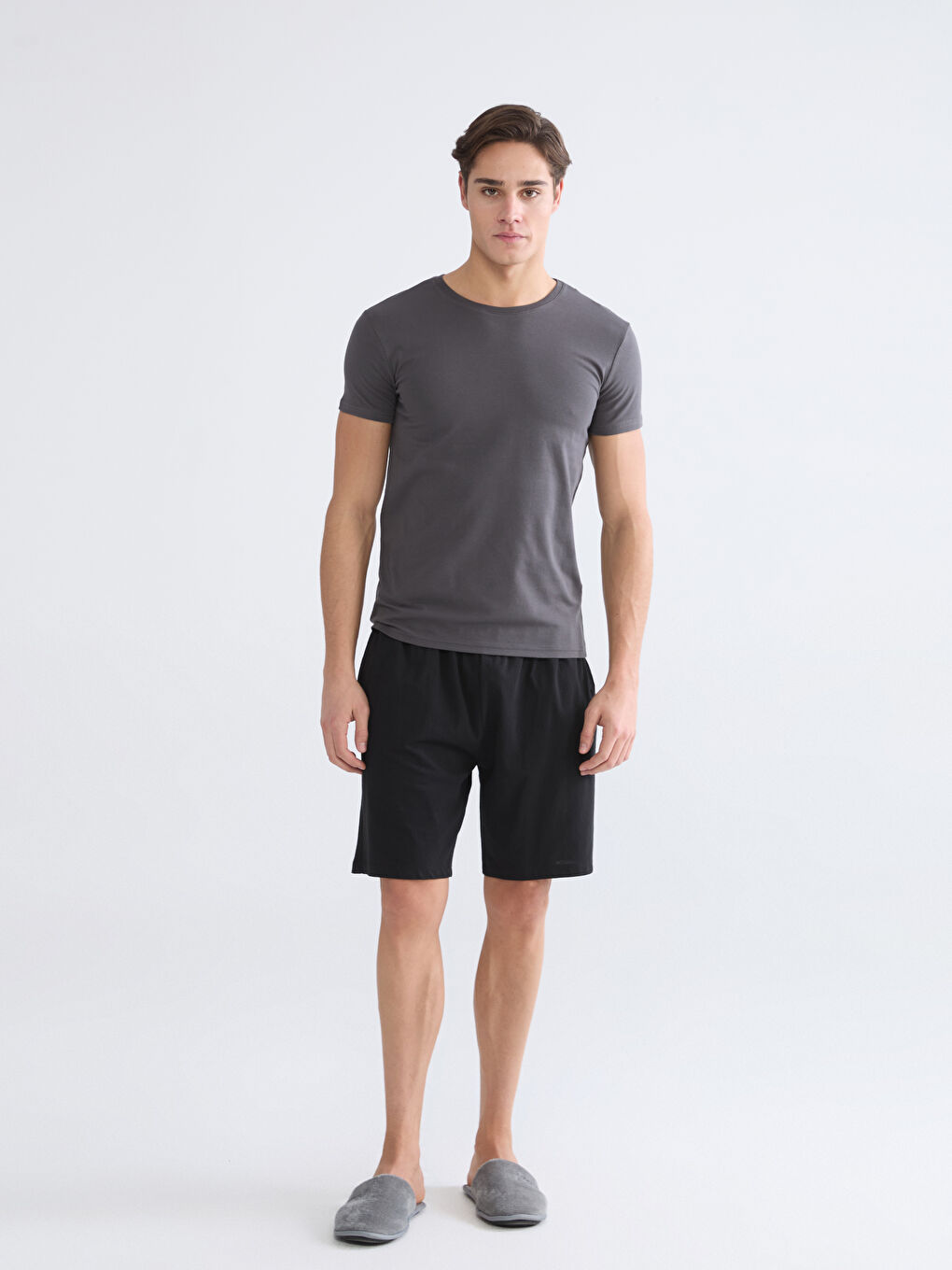 Gri Bisiklet Yaka Kısa Kollu Erkek Atlet-1