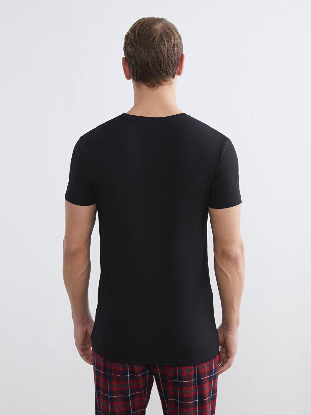 Siyah Bisiklet Yaka Kısa Kollu Erkek Atlet-3