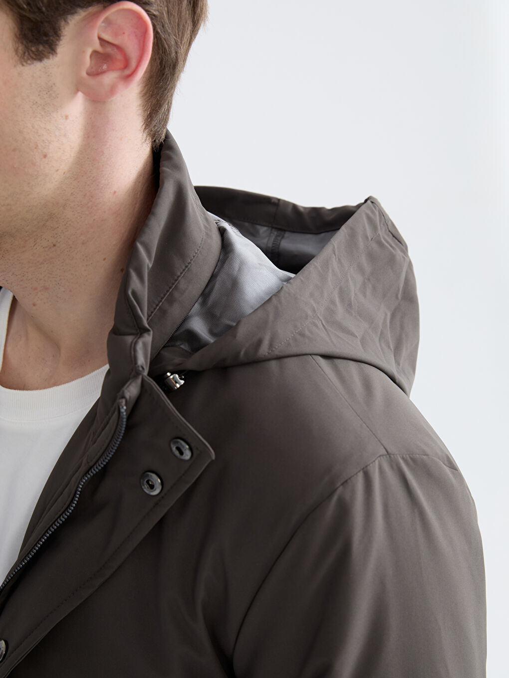 Haki Standart Kalıp Kapüşonlu Erkek Mont-2