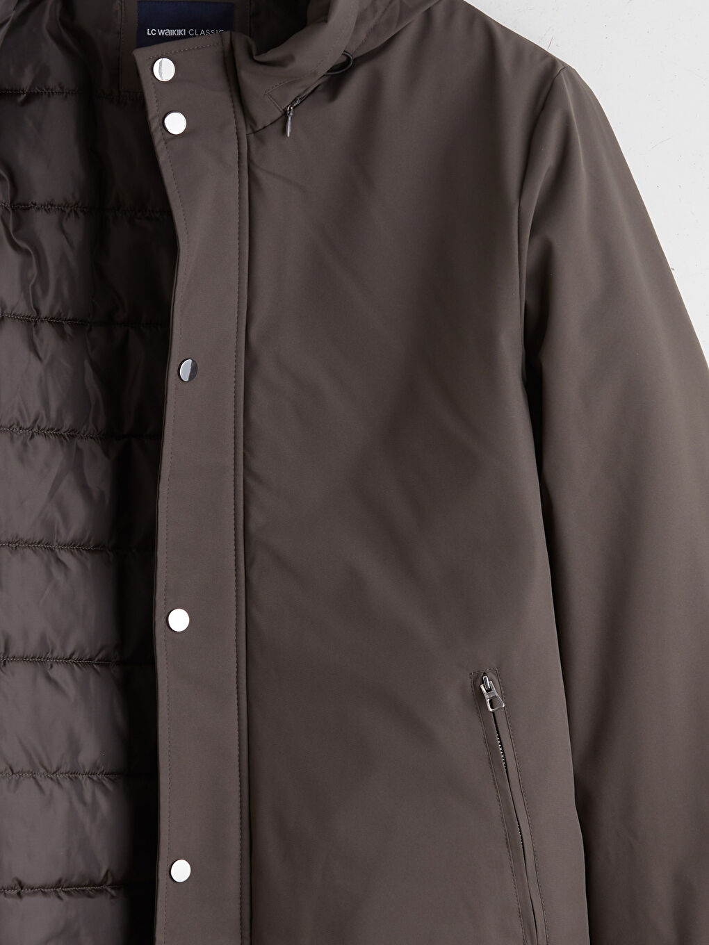 Haki Standart Kalıp Kapüşonlu Erkek Mont-7