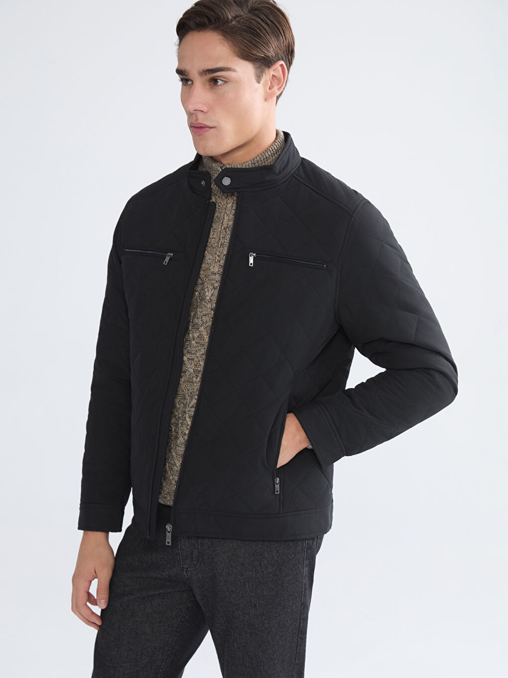 Редовен фит байкър яка шушляково палто за мъже-1