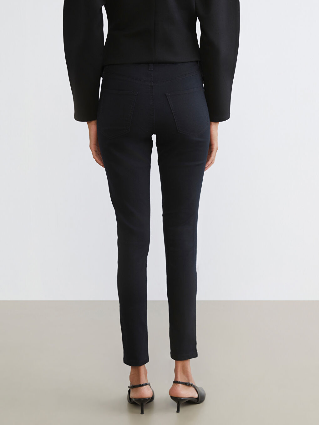 Jupiter Super Skinny Fit Women's Jeans-3