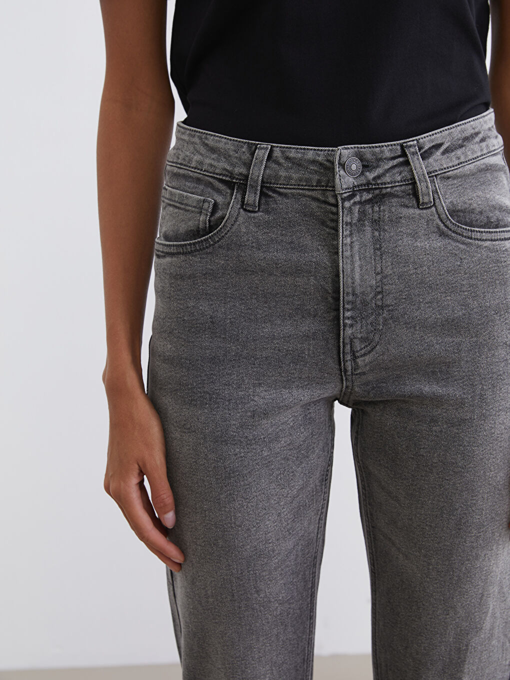 Mom Fit Women's Jeans-2