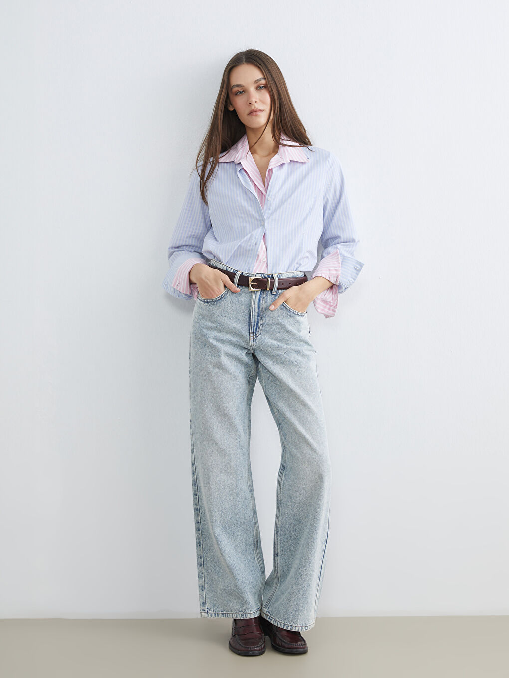 Women's Straight Fit Jeans