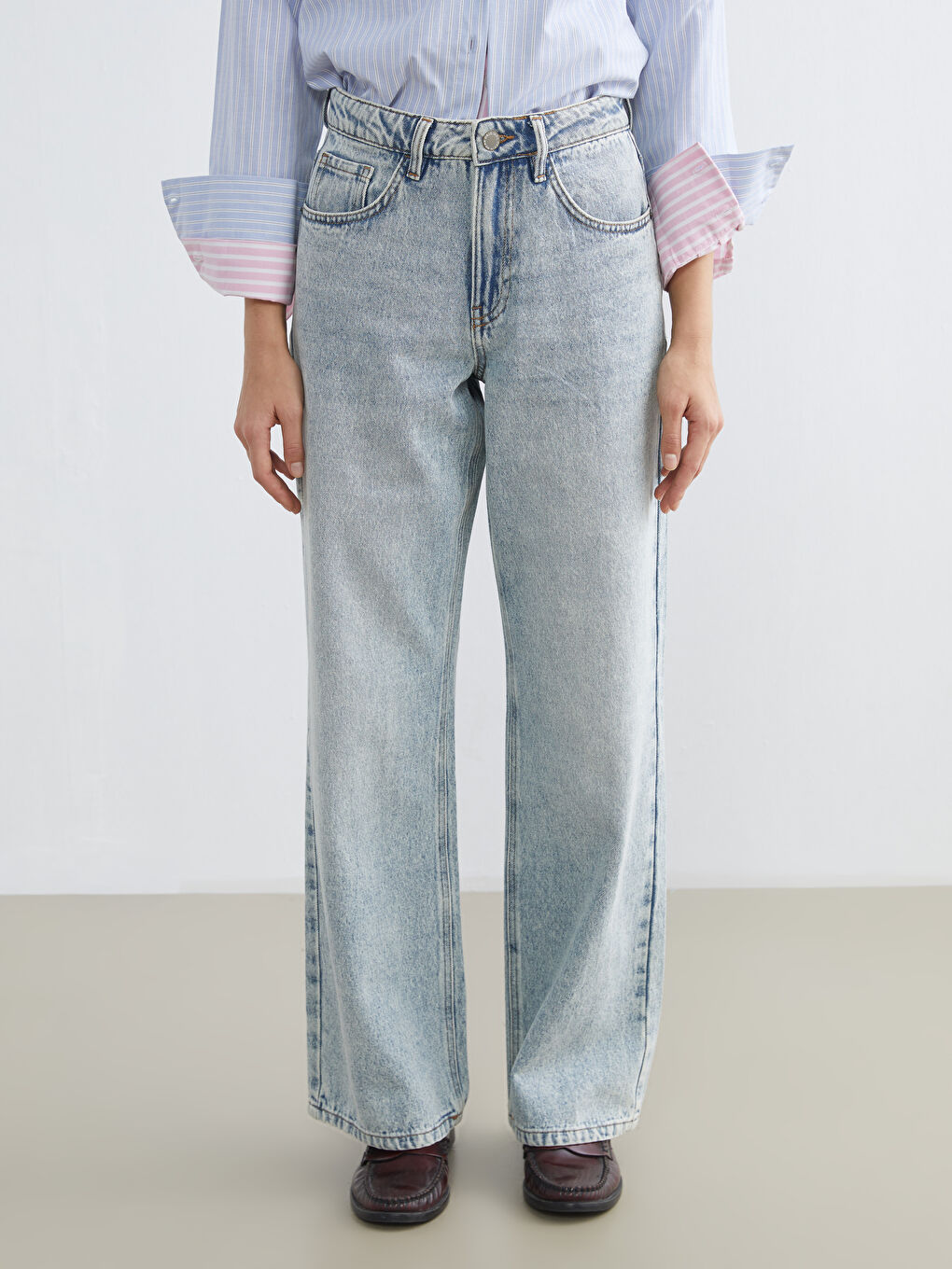 Women's Straight Fit Jeans-1