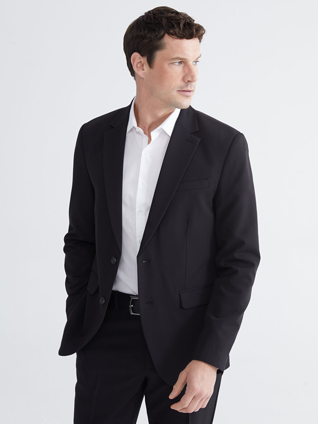 بلیزەر ڕه‌ش پیاو