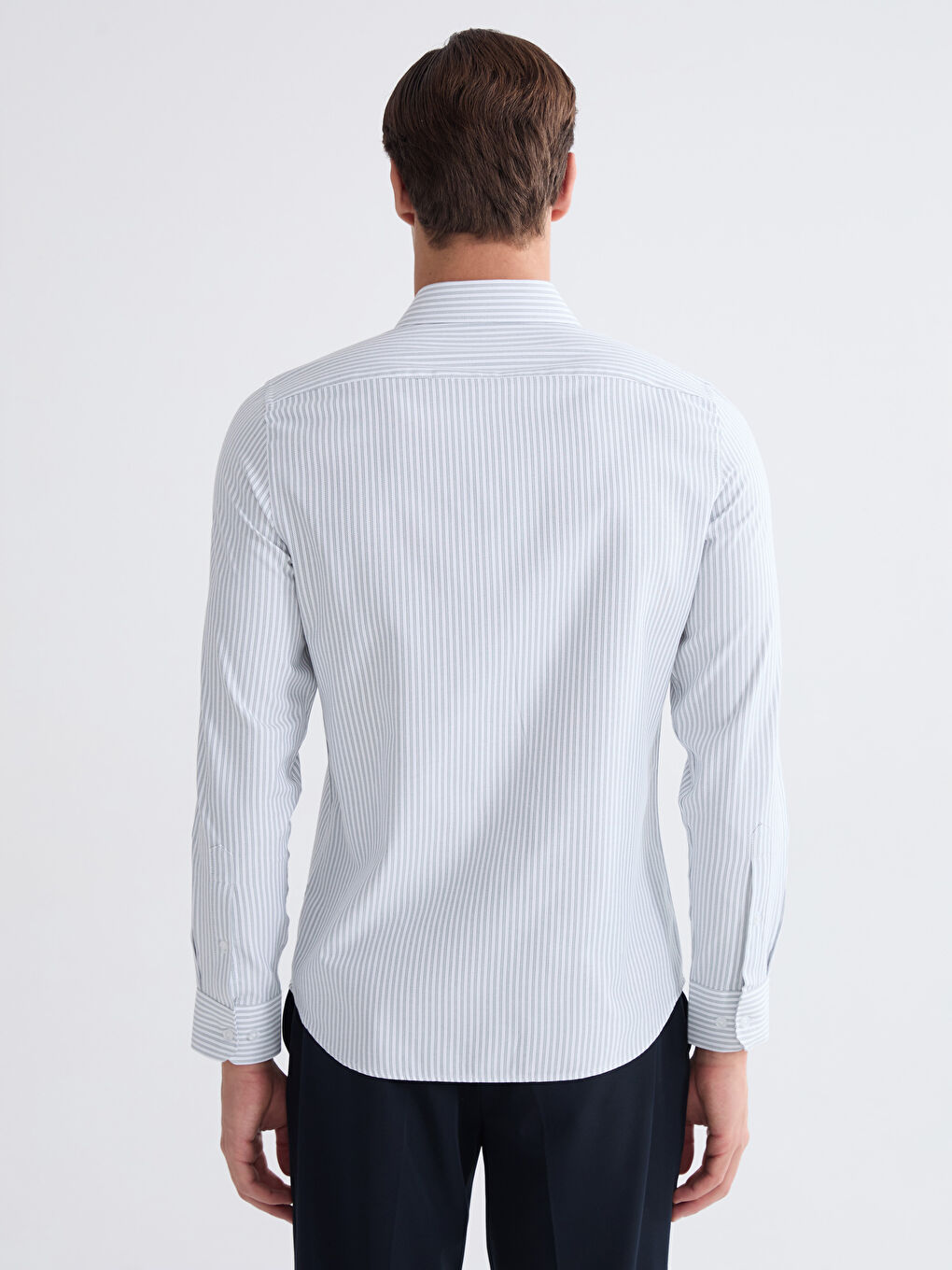 მამაკაცები მწვანე პერანგი-3