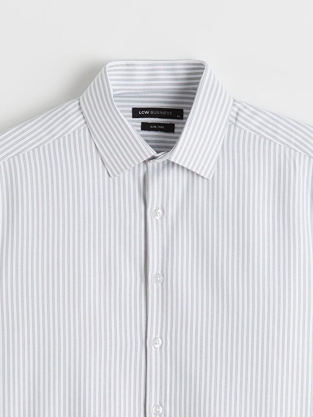 قميص غاباردين مُخَطَّط بقصة ضيقة للرجال-4