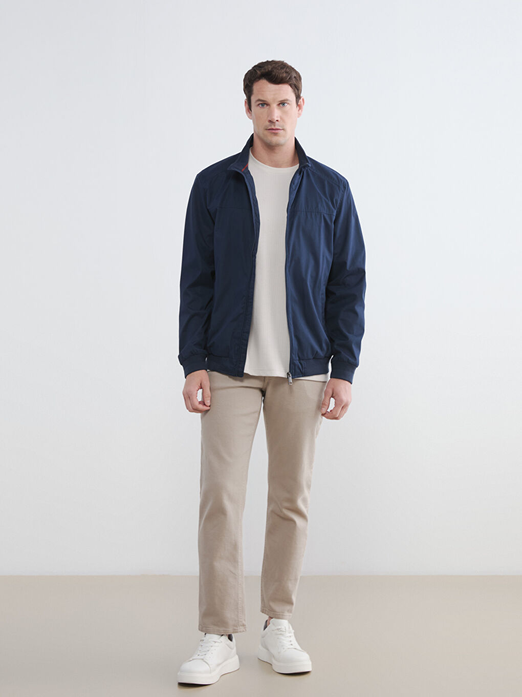 Lacivert Standart Kalıp Dik Yaka Erkek Mont-1