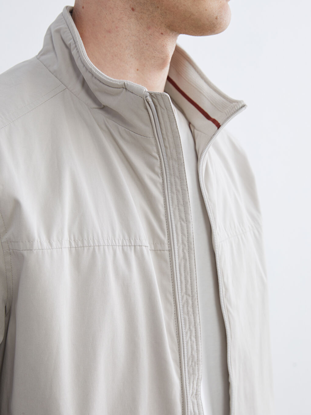 Bej Standart Kalıp Dik Yaka Erkek Mont-2