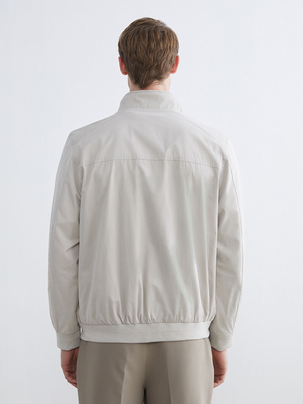 Bej Standart Kalıp Dik Yaka Erkek Mont-4