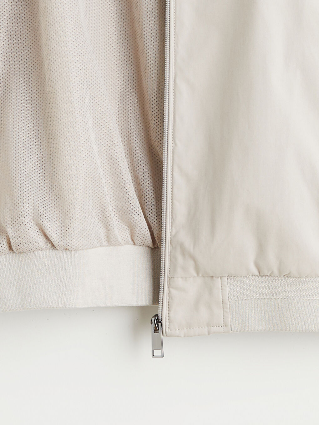 Bej Standart Kalıp Dik Yaka Erkek Mont-6