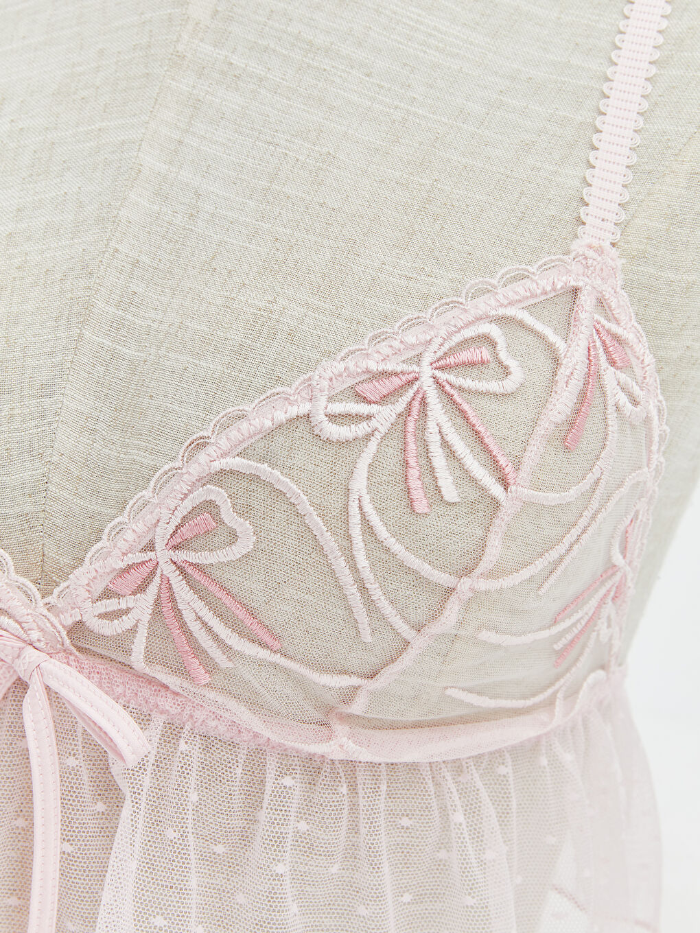 Pembe Balensiz Dolgusuz Dantelli Bralet-2
