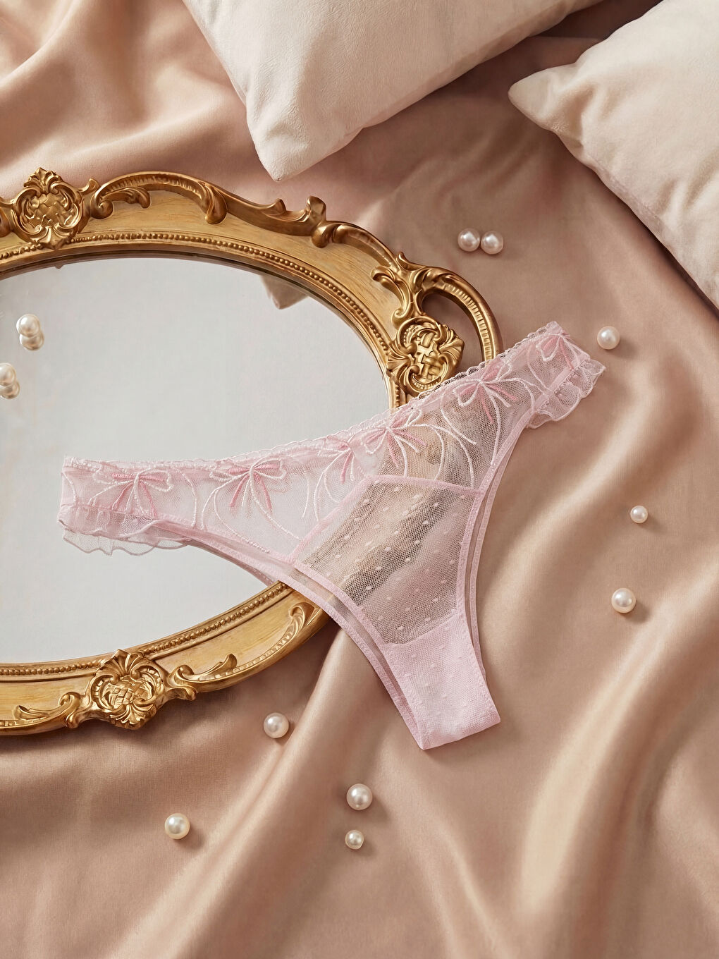 Izvezene luksuzne brazilske gaćice