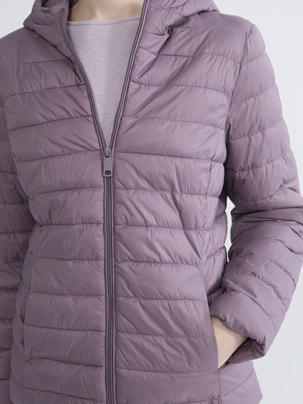 معطف منتفخ بقبّ نساء-2