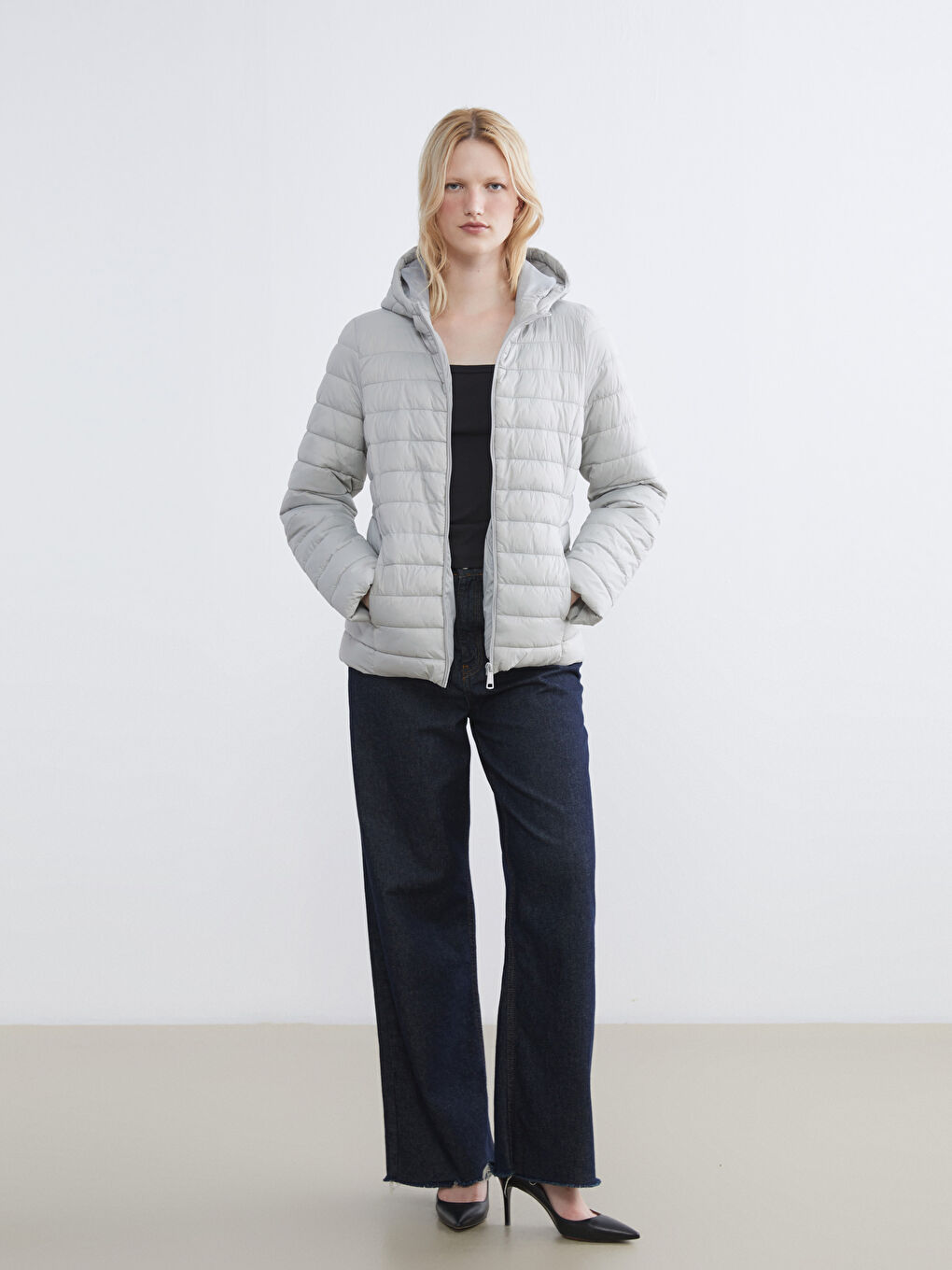 Hooded Women's Puffer Coat-1