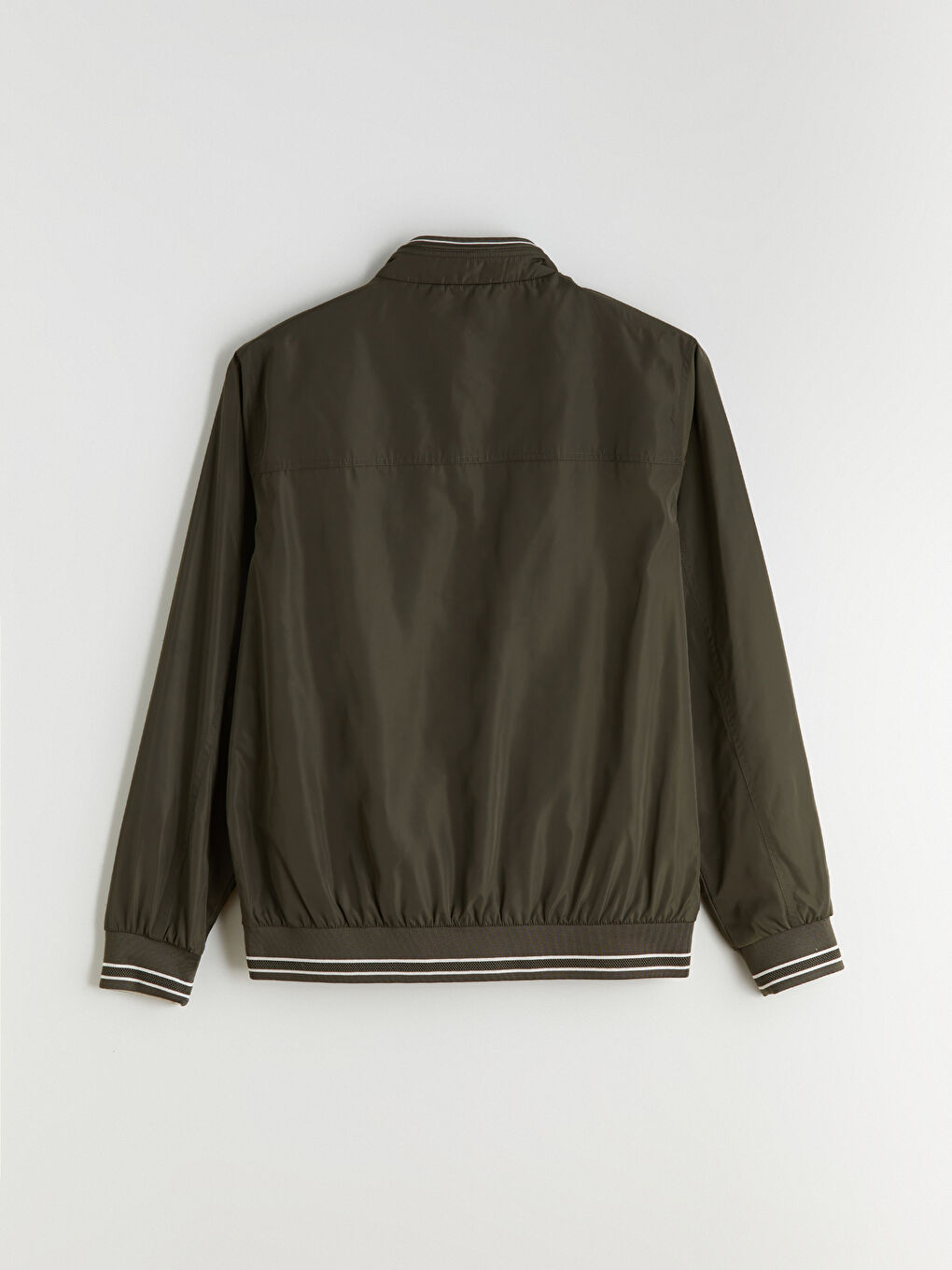 Haki Standart Kalıp Dik Yaka Erkek Mont-10