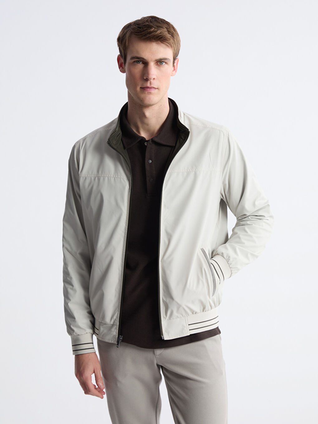 Haki Standart Kalıp Dik Yaka Erkek Mont-1