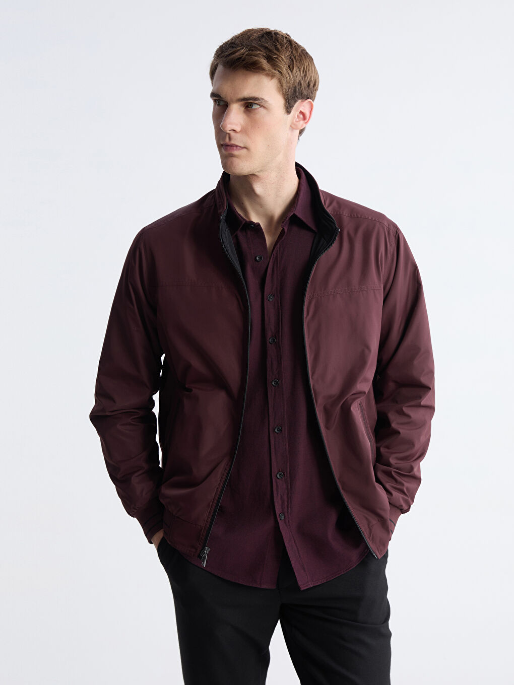 Siyah Standart Kalıp Dik Yaka Çift Taraflı Erkek Mont-1