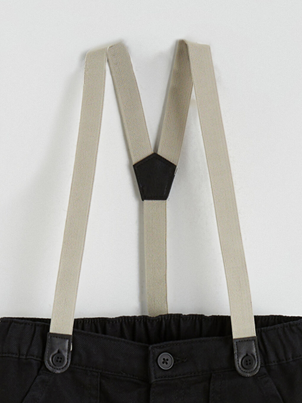 Siyah Beli Lastikli Askılı Erkek Çocuk Pantolon-1