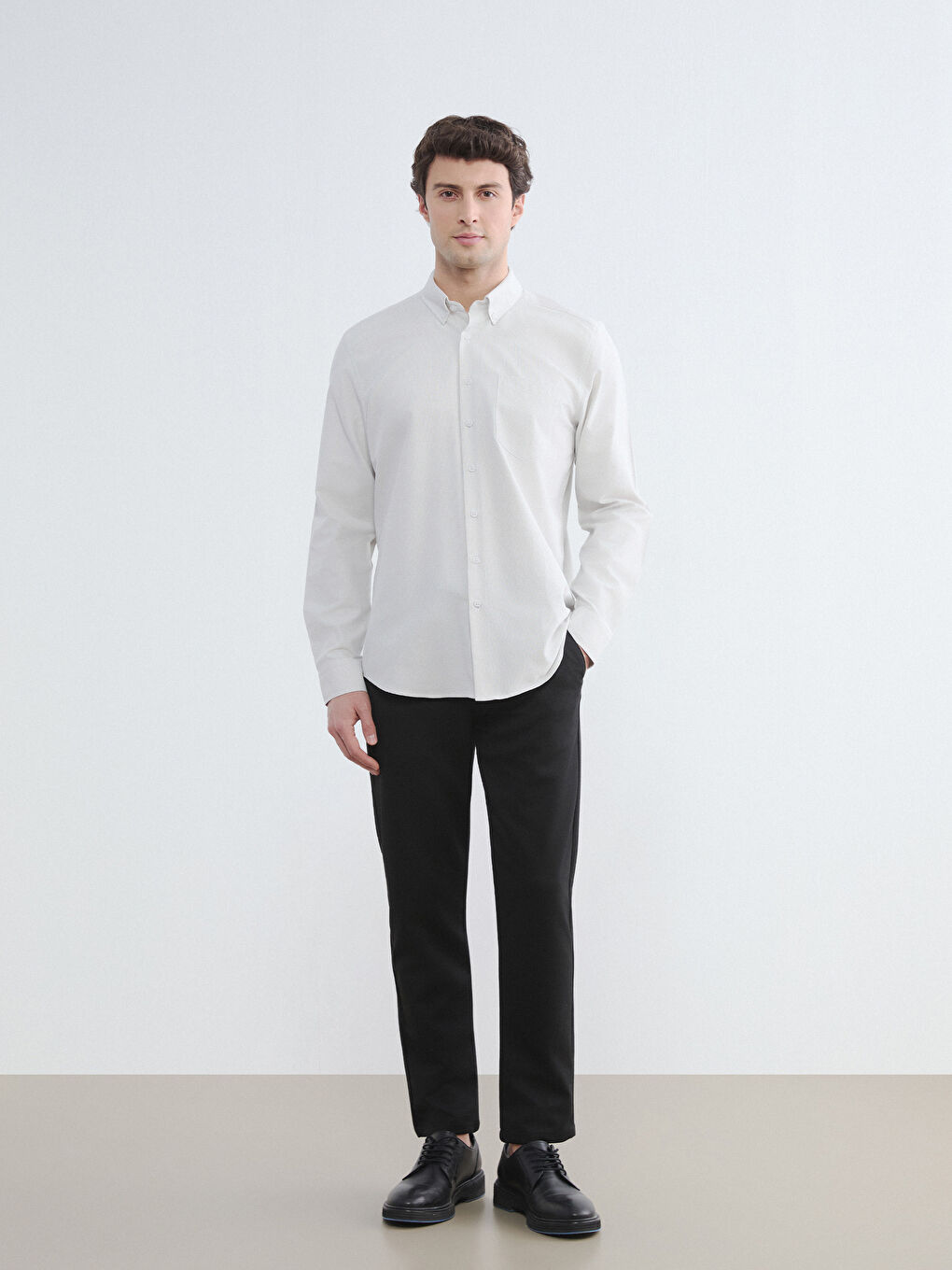 Bej Regular Fit Armürlü Erkek Gömlek-1