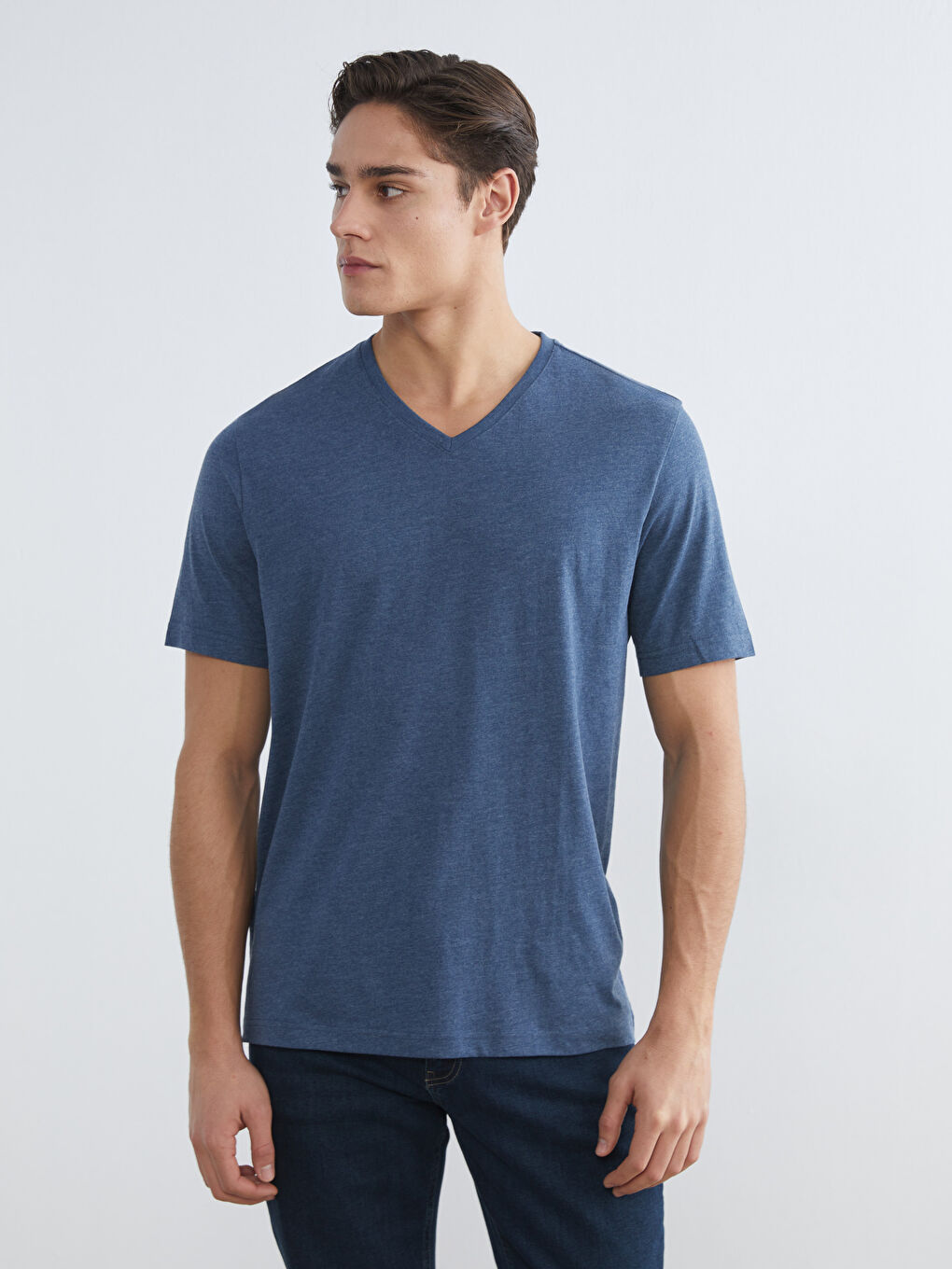 Футболка Мужская с V-образным вырезом и коротким рукавом из джерси