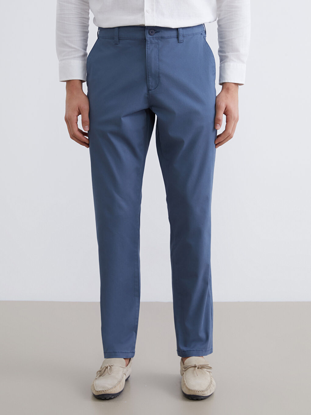 გამხდარი მამაკაცის ჩინოს შარვალი-1