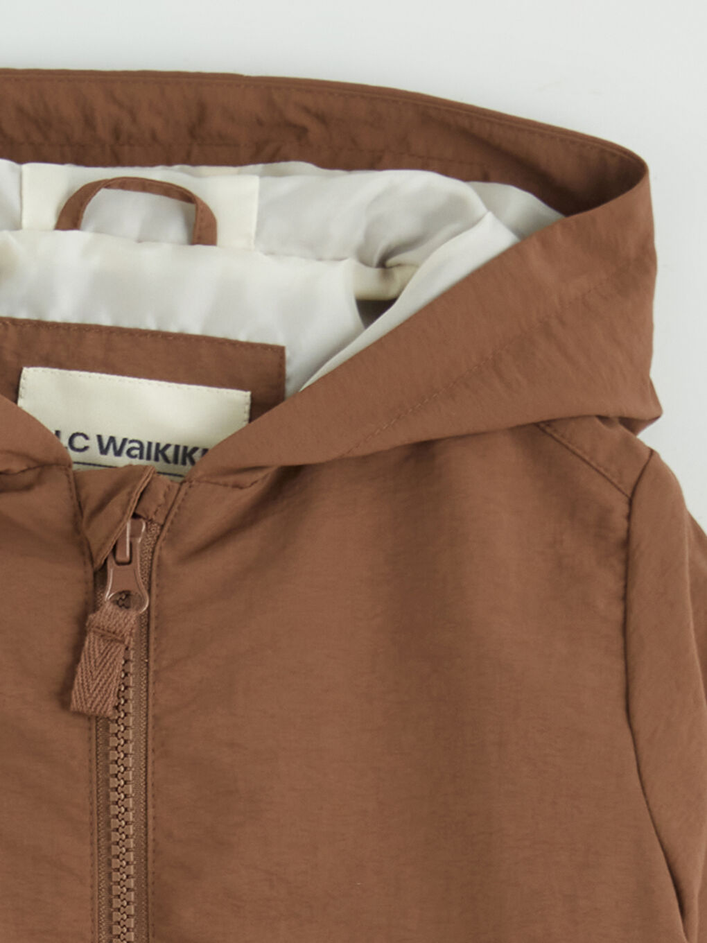 Kahverengi Kapüşonlu Renk Bloklu Erkek Çocuk Mont-1