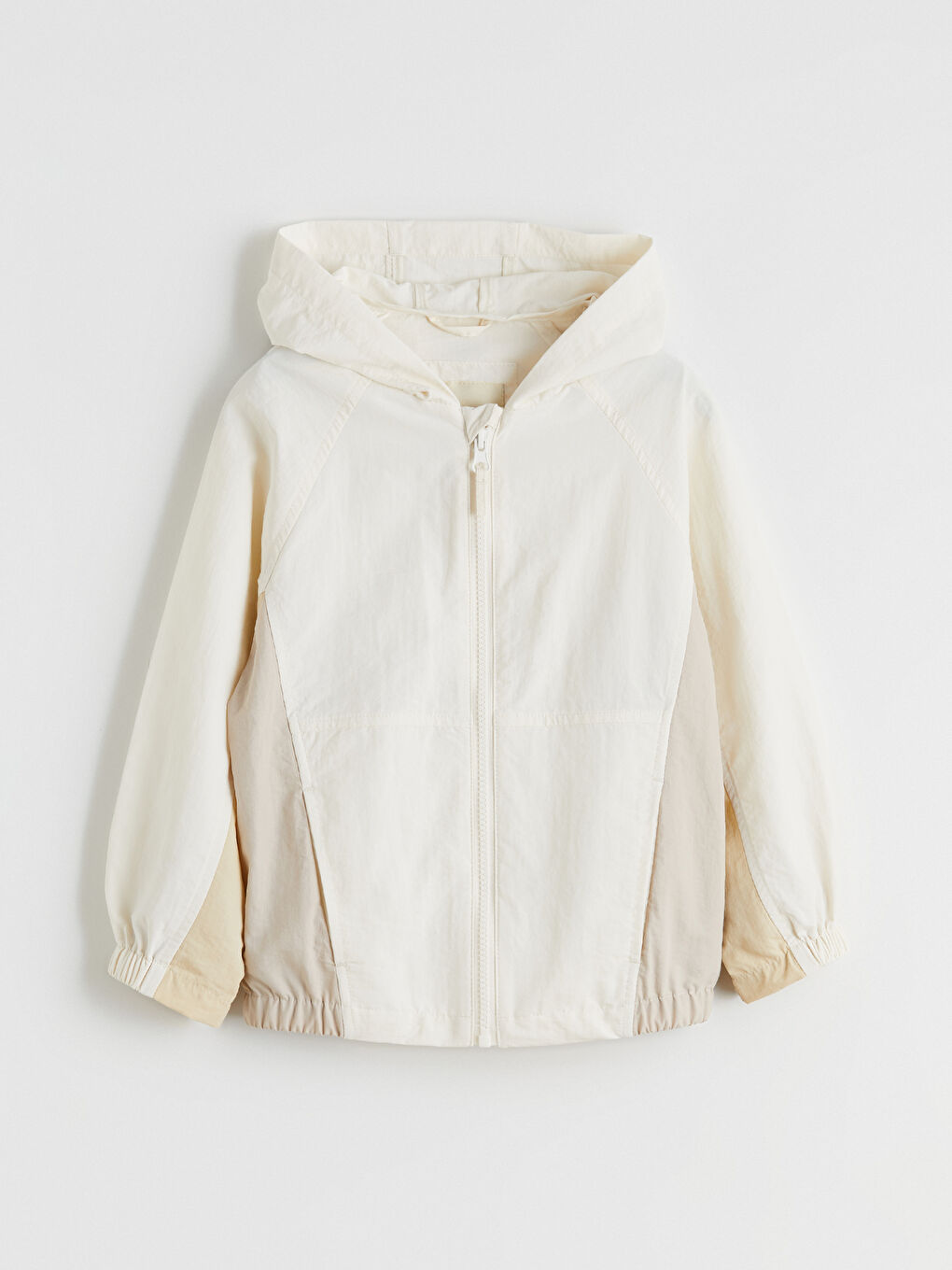 Ekru Kapüşonlu Erkek Çocuk Yağmurluk