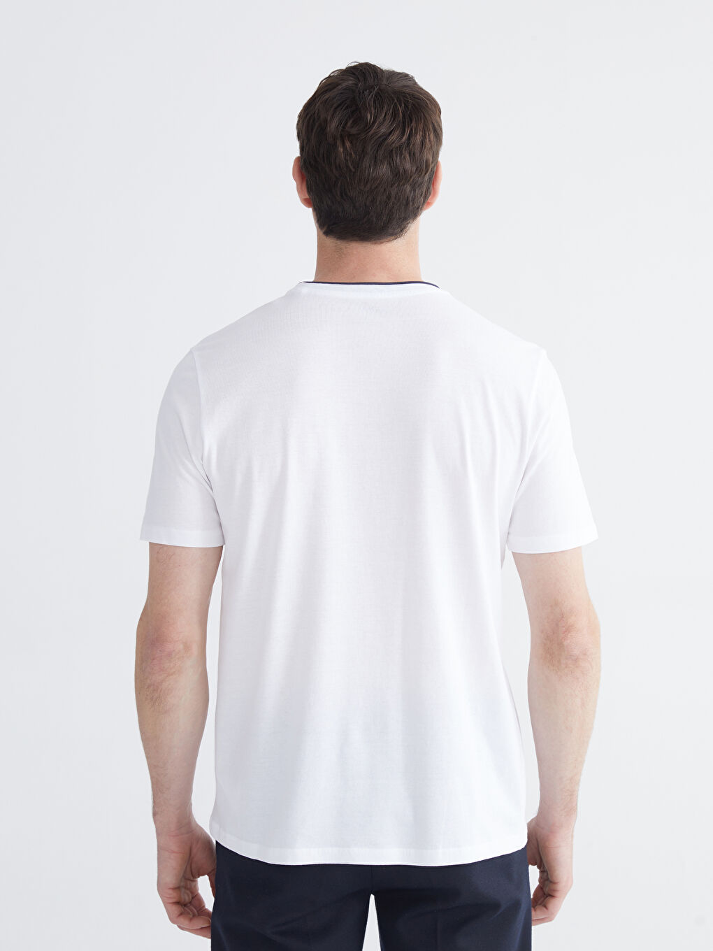 Beyaz Bisiklet Yaka Baskılı Penye Erkek Tişört-3